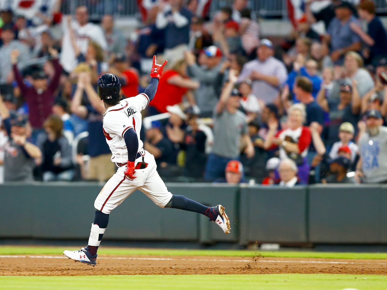 ozzie-albies-horns-inline-improvements.jpg